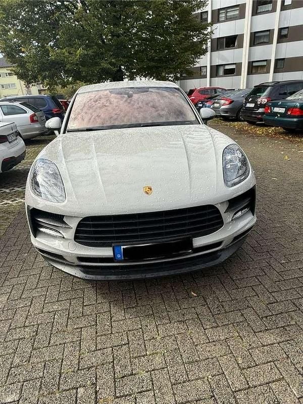 Grau Gebraucht 2021 Porsche Macan S SUV | 51.000 € (Superpreis) - Bild 1/4