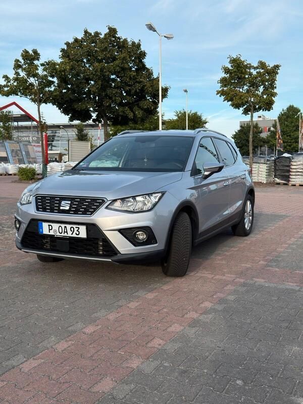 Silber Gebraucht 2020 Seat Arona SUV | 15.500 € (Fairer Preis) - Bild 1/4