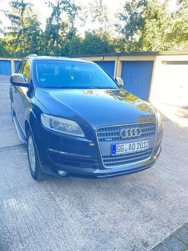 Second-hand Audi Q7 239 CP (175 kW) 2007 Negru SUV