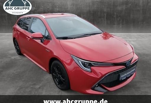 Gebraucht Toyota Corolla Team 184 PS (135 kW) 2022 Rot Kombi