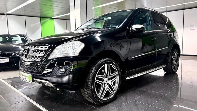 Schwarz Gebraucht 2009 Mercedes ML280 Sport SUV | 11.990 € (Teuer) - Bild 1/4