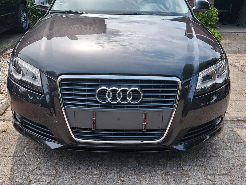 Gebraucht Audi A3 S-Line 160 PS (117 kW) 2010 Grau Limousine