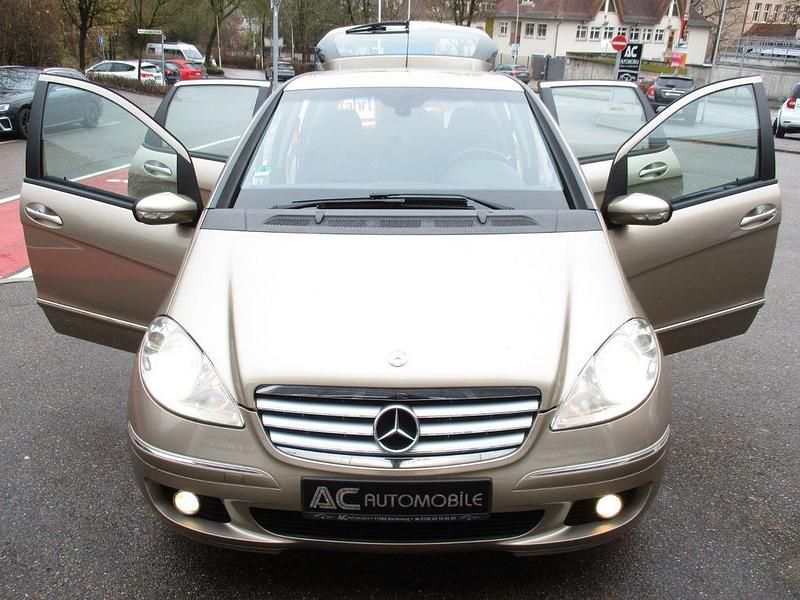 Gebraucht Mercedes A150 Elegance 95 PS (69 kW) 2005 Gold Limousine