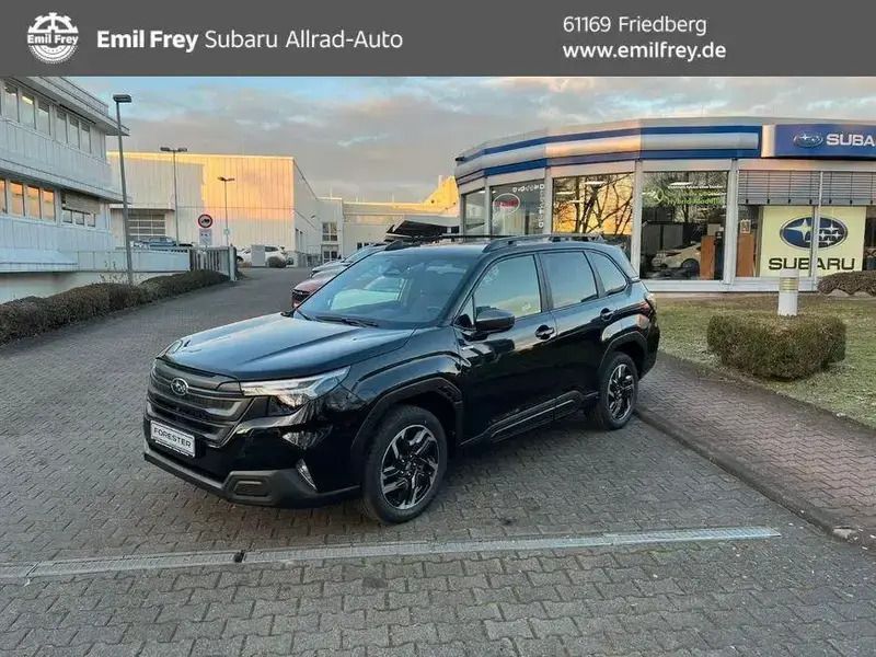 Schwarz Neu 2025 Subaru Forester Exclusive+ SUV | 42.590 € (Fairer Preis) - Bild 1/4