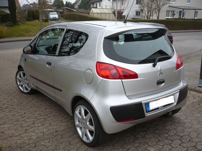 Schwarz Gebraucht 2006 Mitsubishi Colt Limousine | 3.200 € - Bild 1/4