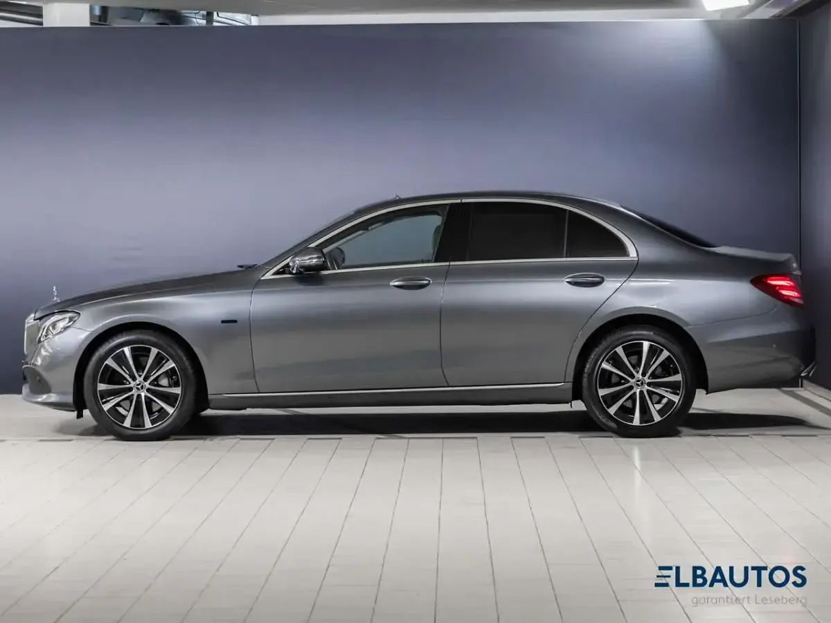Gebraucht Mercedes E300 Avantgarde 306 PS (225 kW) 2019 Grau Limousine