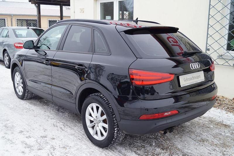 Gebraucht Audi Q3 Ambiente 140 PS (102 kW) 2014 Mythosschwarz metallic SUV