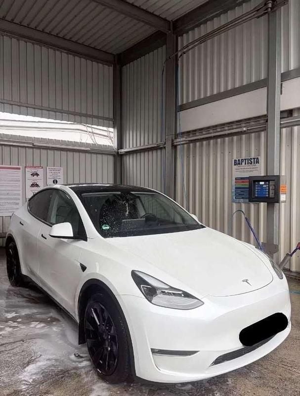 Gebraucht 2024 Tesla Model Y SUV | 37.250 € (Guter Preis) - Bild 1/4