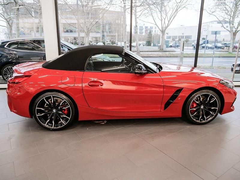 Neu BMW Z4 Pure Impulse 340 PS (250 kW) 2026 Rot Cabrio