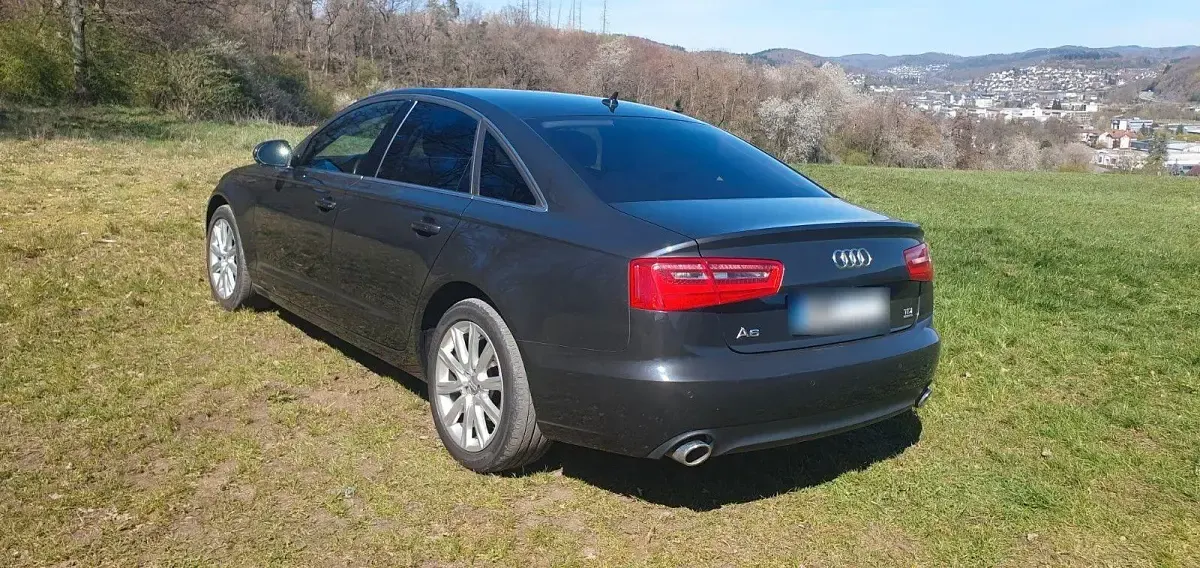 Gebraucht Audi A6 Sport 204 PS (150 kW) 2011 Grau Limousine