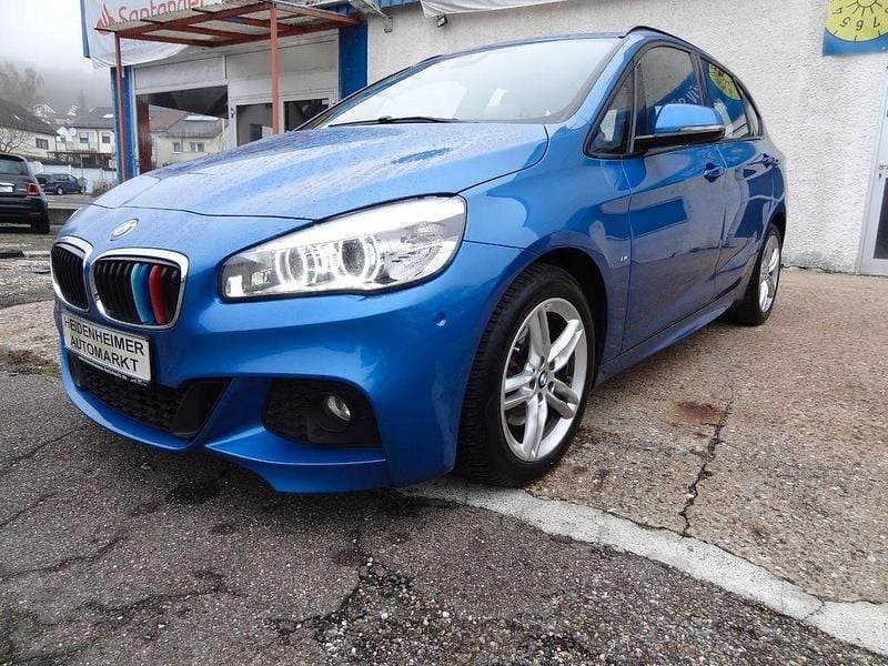 Gebraucht BMW 220 M Sport 190 PS (139 kW) 2017 Estorilblau 2 metallic Van / Kleinbus