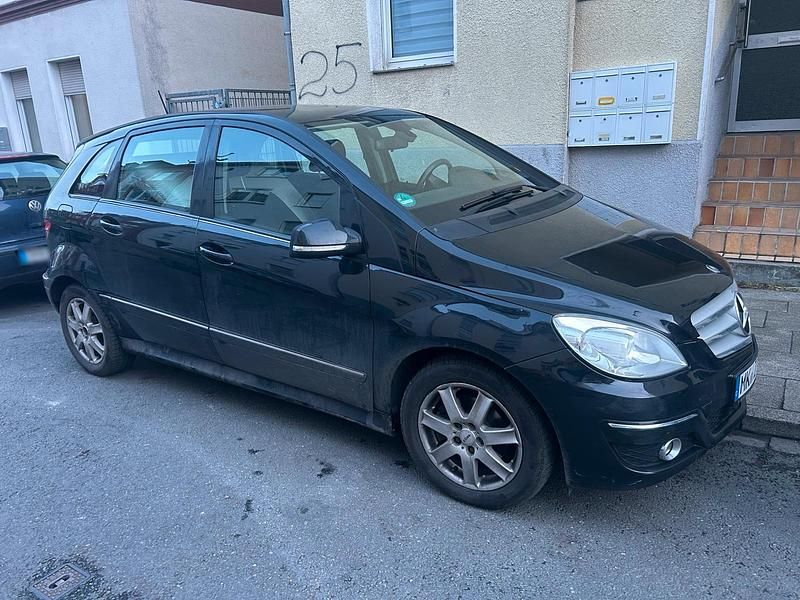 Gebraucht Mercedes B180 2009 Schwarz Van / Kleinbus