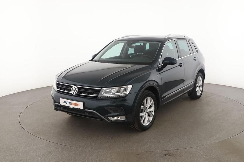 Grün Gebraucht 2016 VW Tiguan Highline SUV | 20.670 € (Superpreis) - Bild 1/3