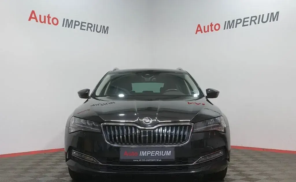 Gebraucht Skoda Superb Style 150 PS (110 kW) 2022 Schwarz Kombi