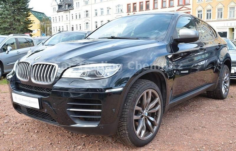 Schwarz Gebraucht 2014 BMW X6 M50 SUV | 17.999 € - Bild 1/4