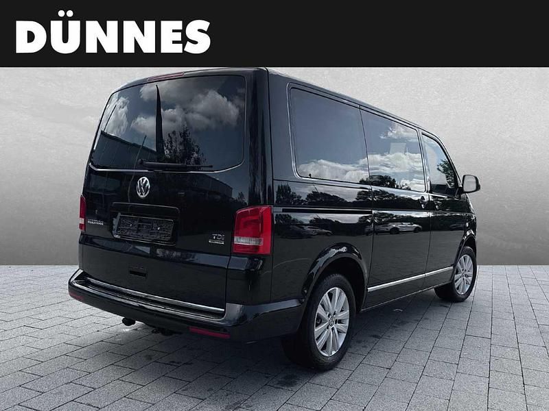 Gebraucht VW Multivan Highline 179 PS (131 kW) 2015 Schwarz (deep black perleffekt) Van