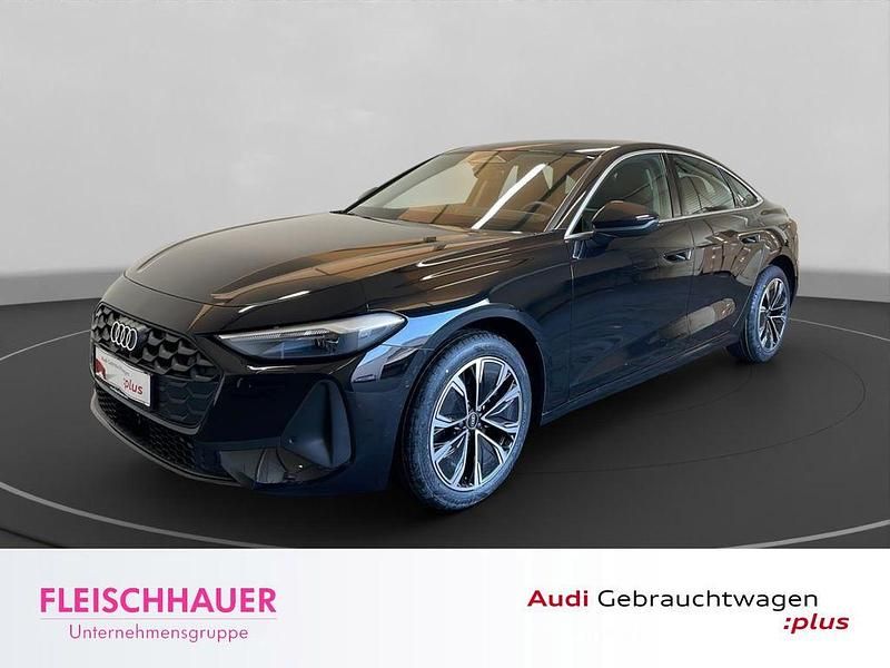 Gebraucht Audi A5 Sport 204 PS (150 kW) 2025 Mythosschwarz metallic Coupé