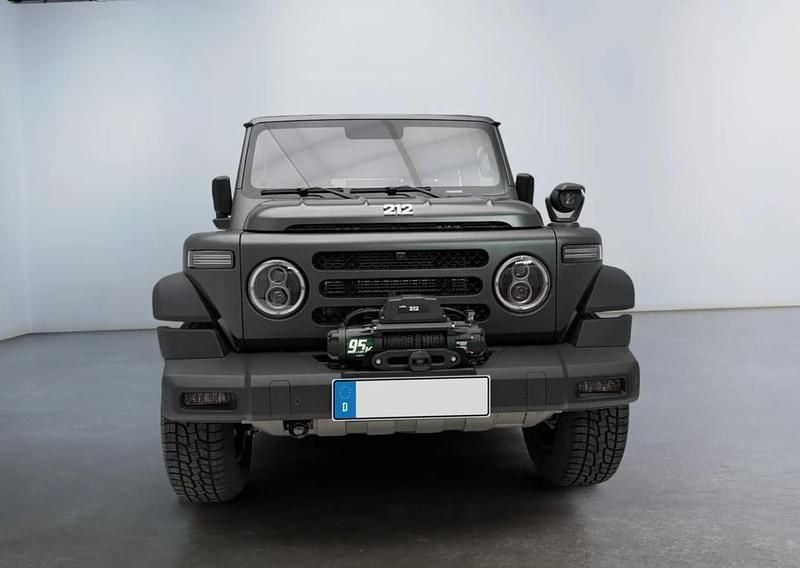 Neu BAW 212 166 PS (122 kW) 2026 Grau