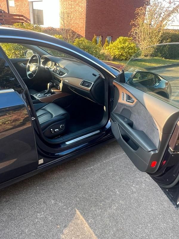Gebraucht Audi A7 Sportback Ambiente 320 PS (235 kW) 2016 Blau Kleinwagen