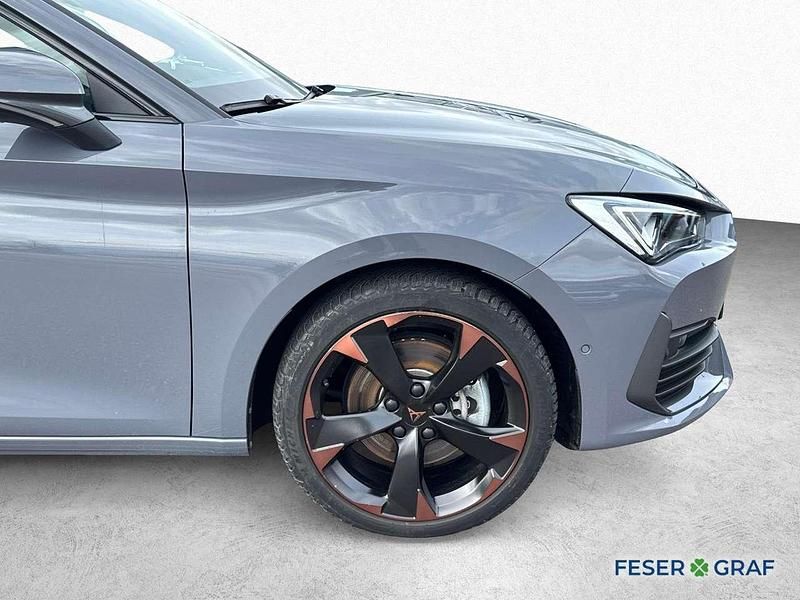 Gebraucht Cupra Leon 150 PS (110 kW) 2024 Graphene grau Kombi