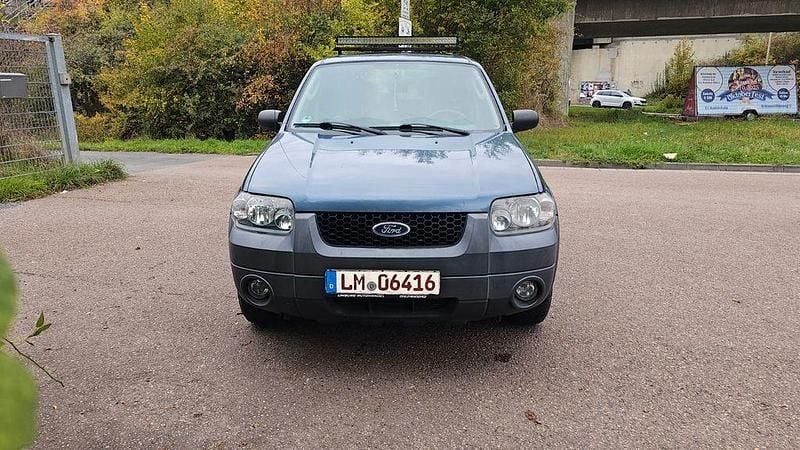 Blau Gebraucht 2004 Ford Maverick Limited SUV | 3.499 € (Fairer Preis) - Bild 1/4