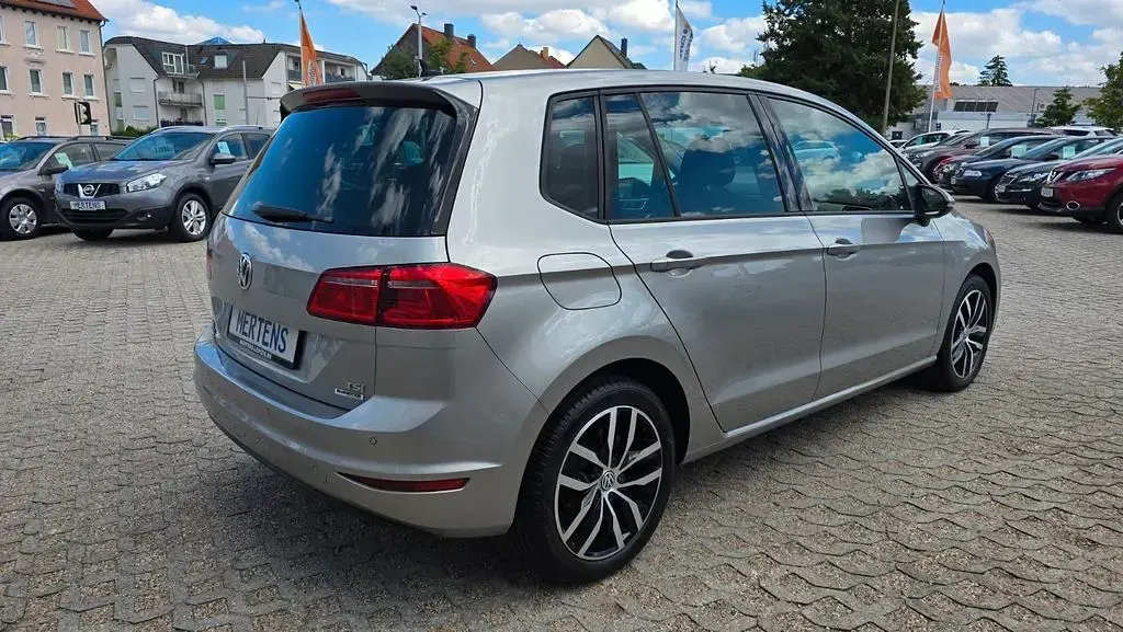 Gebraucht VW Golf Sportsvan Comfortline 110 PS (80 kW) 2015 Silber Van / Kleinbus