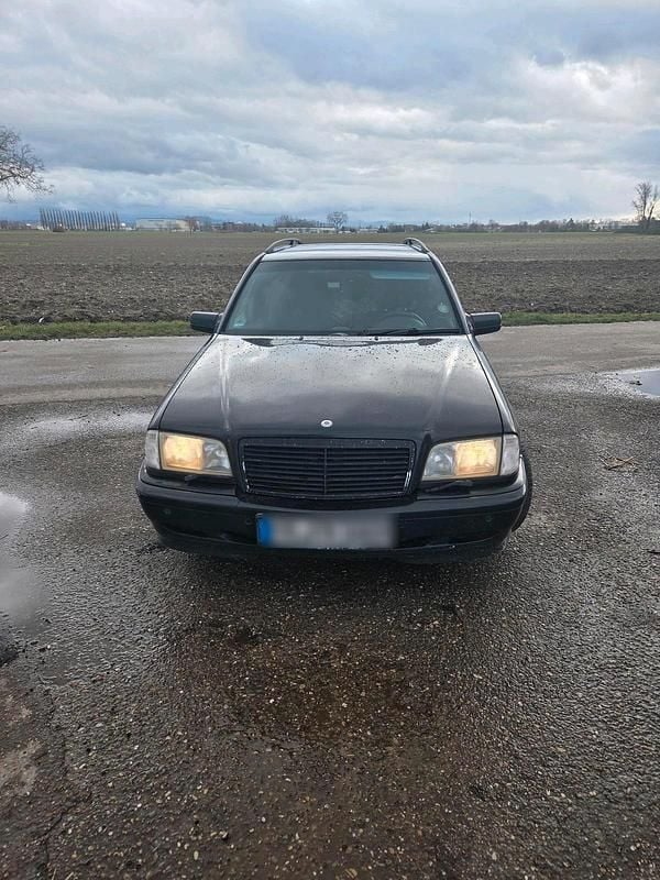 Gebraucht Mercedes C240 170 PS (125 kW) 1999 Schwarz Kombi