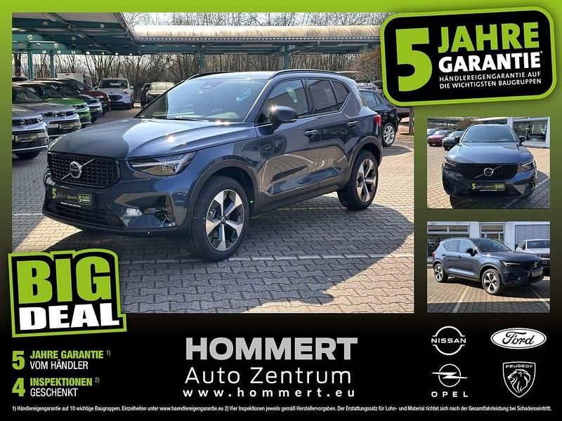 Neu Volvo XC40 Plus 163 PS (119 kW) 2025 Schwarz SUV