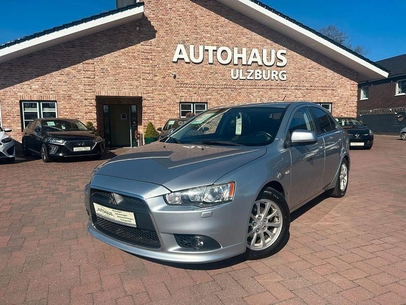 Gebraucht Mitsubishi Lancer Edition 117 PS (86 kW) 2011 Silber Limousine