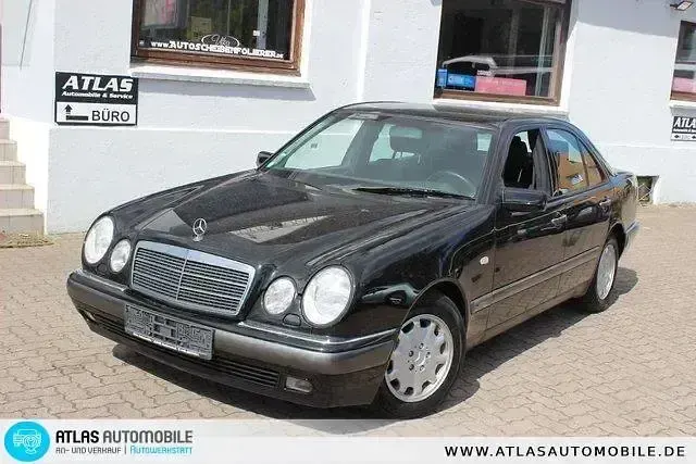 Gebraucht Mercedes E240 170 PS (125 kW) 1999 Limousine