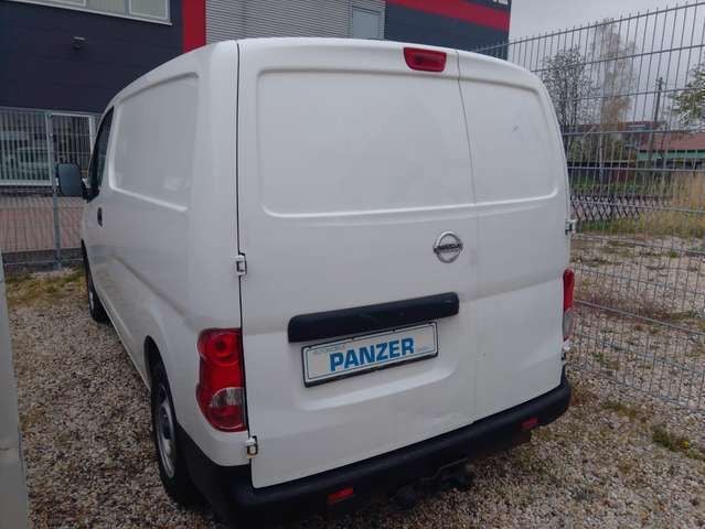 Gebraucht Nissan NV200 86 PS (63 kW) 2011 Weiß Van / Kleinbus