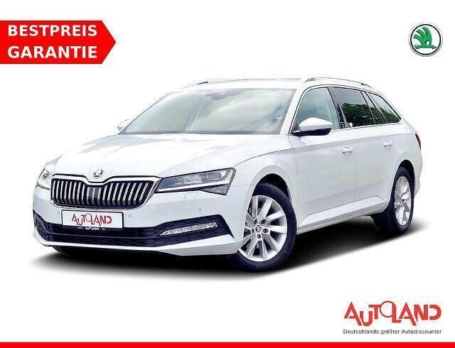 Weiß Gebraucht 2020 Skoda Superb Kombi | 25.990 € (Fairer Preis) - Bild 1/4