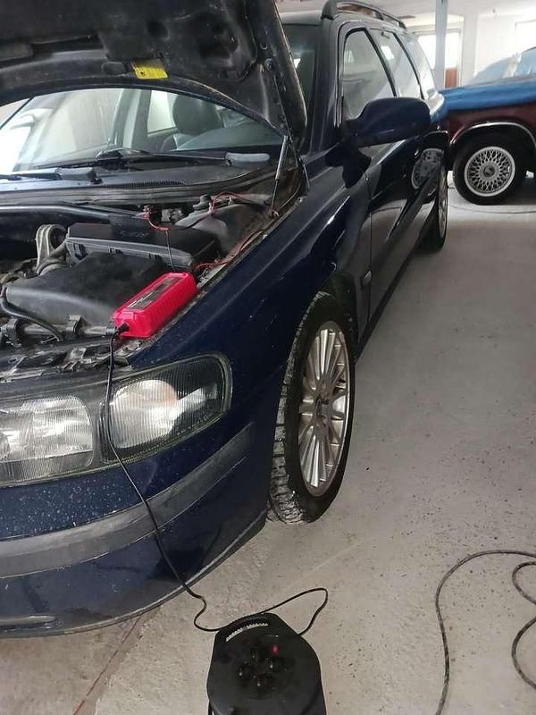 Gebraucht Volvo V70 271 PS (199 kW) 1999 Blau Kombi