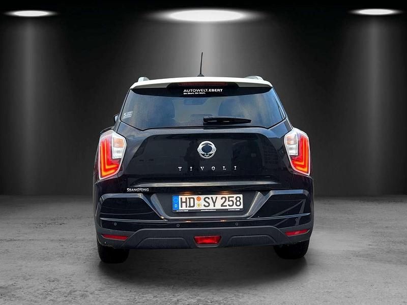 Gebraucht SsangYong Tivoli 163 PS (119 kW) 2022 Schwarz SUV