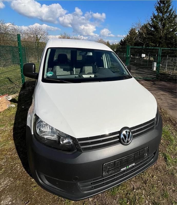 Gebraucht VW Caddy 109 PS (80 kW) 2013 Weiß Van / Kleinbus