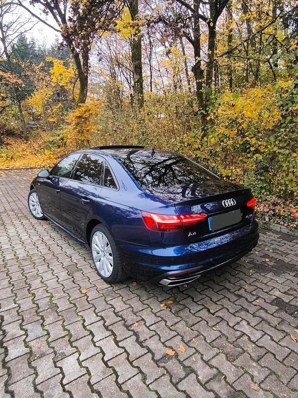Gebraucht Audi A4 231 PS (169 kW) 2020 Blau Limousine