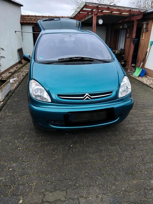 Gebraucht Citroën Xsara Picasso 100 PS (73 kW) 2003 Grün Van / Kleinbus