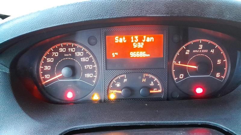 Gebraucht Peugeot Boxer 130 PS (95 kW) 2019 Weiß Van