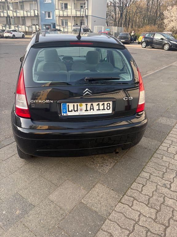 Gebraucht Citroën C3 Exclusive 73 PS (53 kW) 2005 Schwarz Limousine