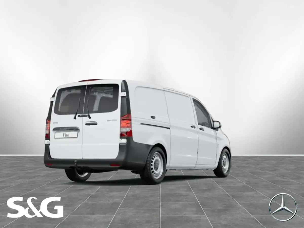 Gebraucht Mercedes Vito 136 PS (100 kW) 2025 Arktikweiß Van