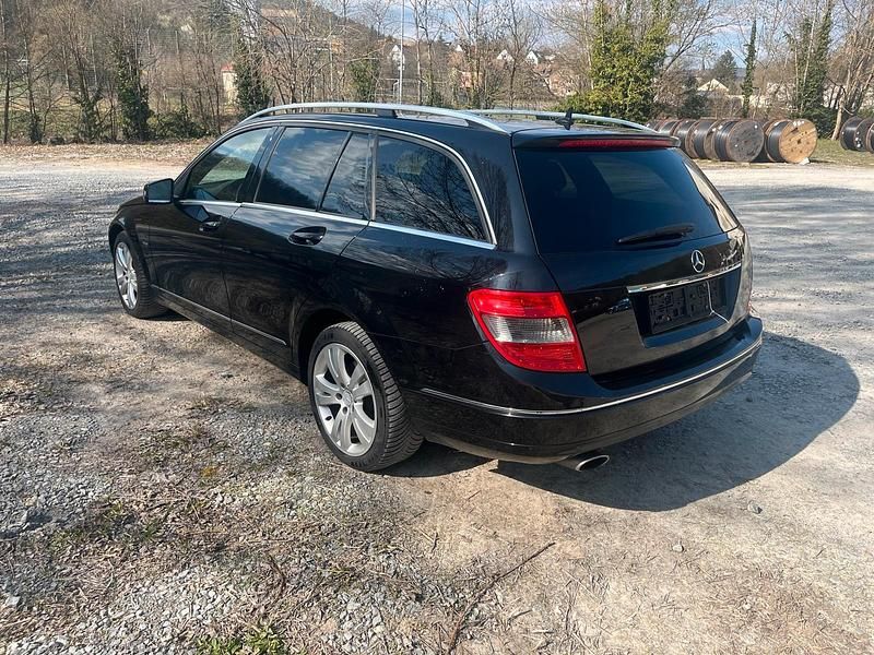 Gebraucht Mercedes C200 184 PS (135 kW) 2008 Schwarz Kombi