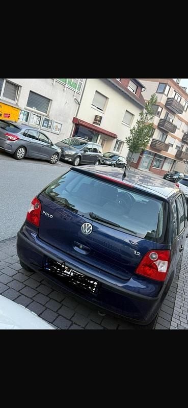Gebraucht VW Polo 90 PS (66 kW) 2004 Blau Kleinwagen