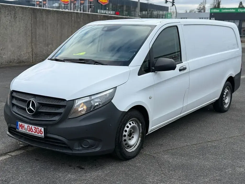 Gebraucht Mercedes Vito 163 PS (119 kW) 2016 Weiß Van