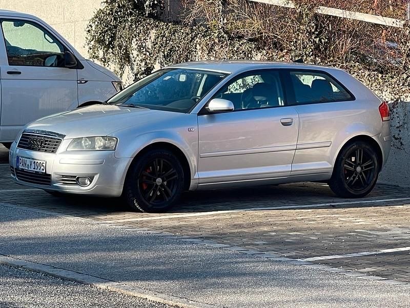 Gebraucht Audi A3 102 PS (75 kW) 2003 Silber Kleinwagen