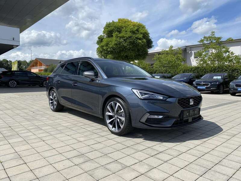Magnetic grau metallic Gebraucht 2021 Seat Leon FR Kombi | 22.990 € (Fairer Preis) - Bild 1/4