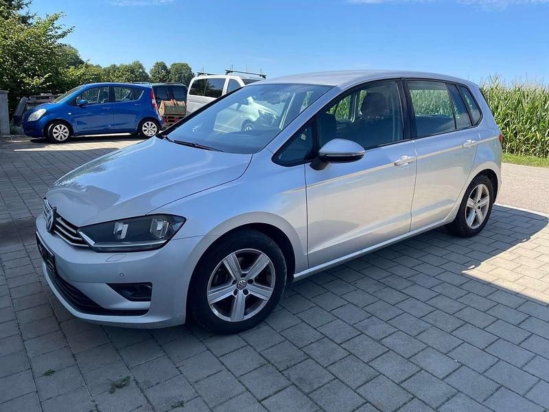 Reflexsilber Gebraucht 2015 VW Golf Sportsvan Comfortline Van / Kleinbus | 11.299 € (Fairer Preis) - Bild 1/3