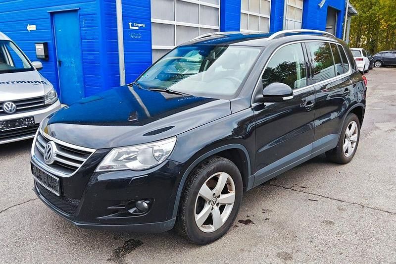 Schwarz Gebraucht 2010 VW Tiguan Sportline SUV | 3.900 € (Superpreis) - Bild 1/4