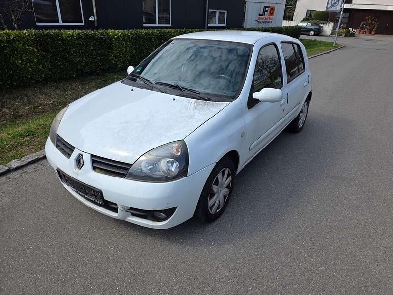 Gebraucht Renault Clio II Campus 75 PS (55 kW) 2009 Gletscherweiss Kleinwagen