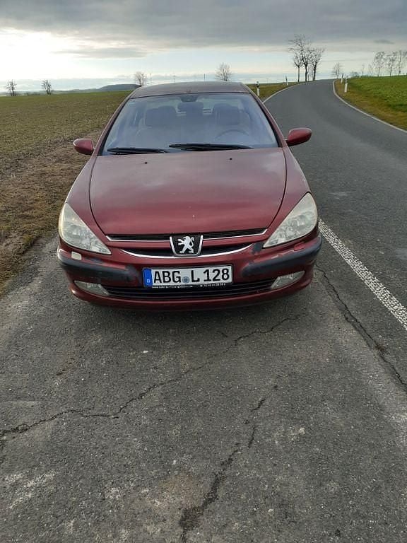 Gebraucht Peugeot 607 158 PS (116 kW) 2001 Rot Limousine