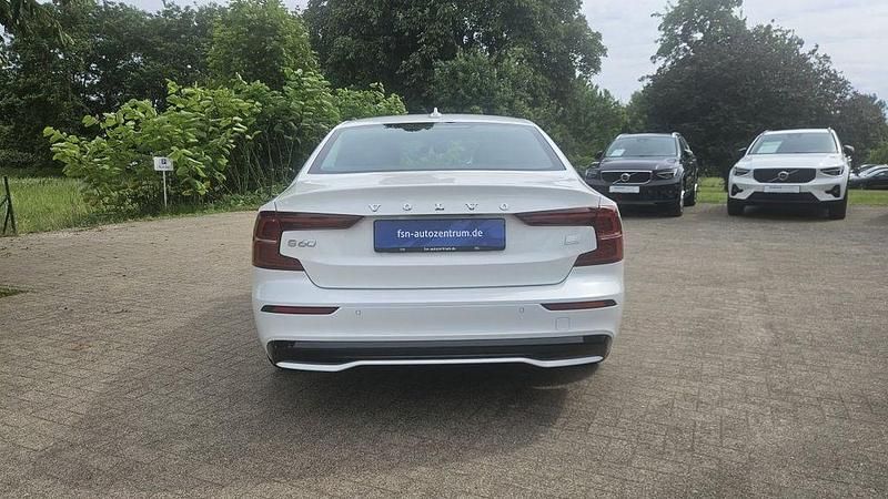 Gebraucht Volvo S60 Ultimate 455 PS (334 kW) 2024 Weiß Limousine